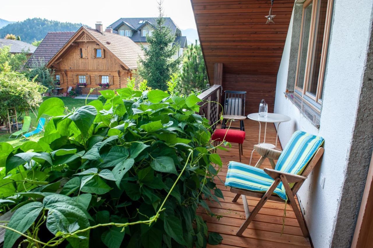 Apartma Art&deco Apartment *